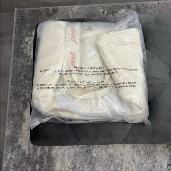 Furry Victoria’s Secret tote - Picture 3 of 3